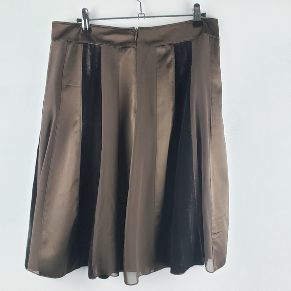 KAY UNGER New York Striped Mid-length Silk Skirt - Picture 7 of 7